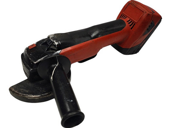 Болгарка Hilti AG125- A22 + акку 3.3Ач