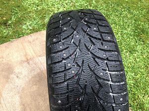 Talverehvid naastudega Jaapani 205 55 16 (2 foto / 2)