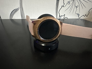 Samsung nutikellad (2 foto / 3)
