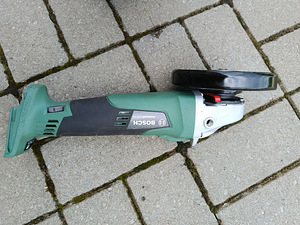 Болгарка Bosch (3 фото из 5)