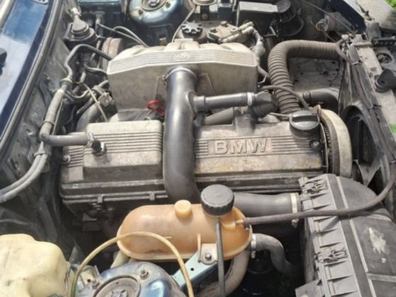 BMW e30 2.4d 63kw mootor