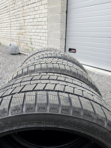 245/40 r19 wintercross lamellrehvid (2 фото из 4)