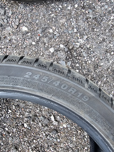 245/40 r19 wintercross lamellrehvid (3 фото из 4)