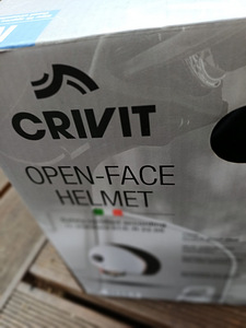 Crivit kiiver. (3 foto / 9)