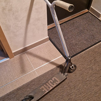 Custom Tõukeratas