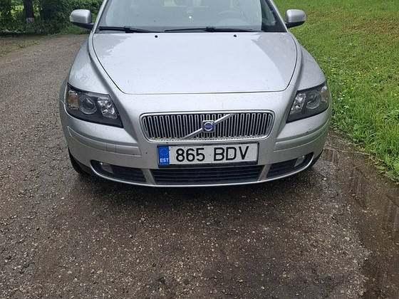 Volvo v50