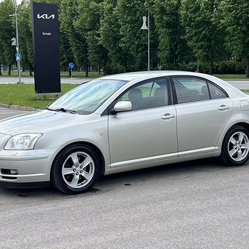 TOYOTA AVENSIS