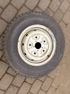 Продается оригинальный стальной диск Ford Transit 14" 1 шт. 5,5x14 ET60 (1 фото из 3)