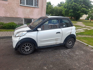 MICROCAR M8 (1 foto / 8)