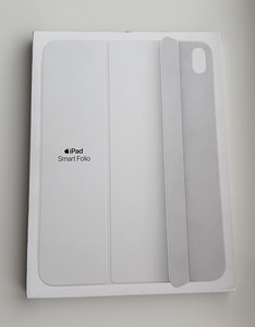 Apple iPad (A16) Smart Folio , White (1 фото из 2)