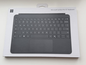 Microsoft Surface Pro 12" Keyboard , Nordic (1 фото из 2)
