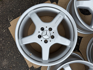 18" Mercedes-Benz AMG erilaiad originaalveljed 5x112 (5 foto / 10)