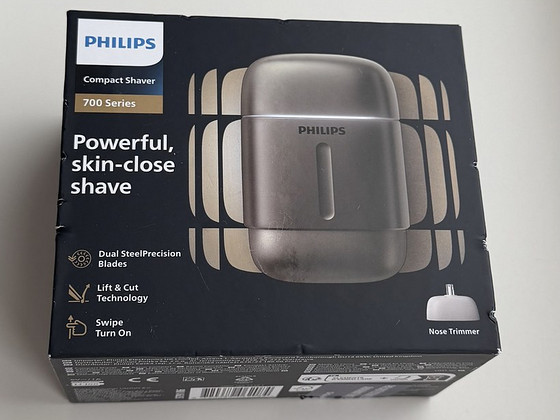 Philips 700 Series Compact Shaver S791/06 , Gold