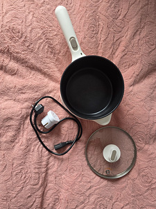 Kompaktne elektripott / mini-multikeetja Bear 1.2L (600 (1 foto / 6)