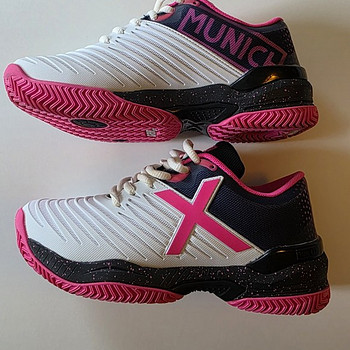 Новые Munich Padel X 25 кроссовки размер 38 (подходят на 37)