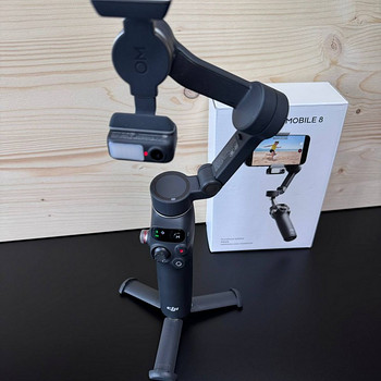 DJI Osmo Mobile 8 Advanced Tracking Combo
