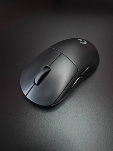 Logitech PRO 2 LIGHTSPEED Беспроводная Игровая Мышь (2 фото из 3)