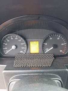 Продаю Mercedes-Benz Sprinter 316 CDI (4 фото из 10)