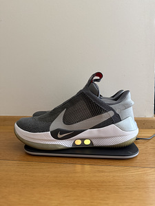 Nike Adapt Bb Bluetooth sneakers (1 foto / 7)