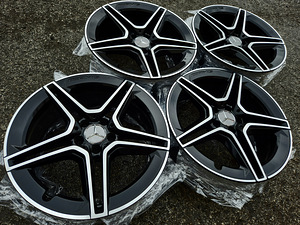 R19 Mercedes AMG originaaal erilaiused - UUS (4 foto / 6)