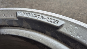 R19 Mercedes AMG originaal erilaiused (5 foto / 5)