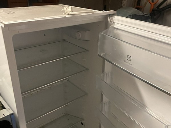 Integreeritav külmik alumise sügavkülmikuga Electrolux LNS5L