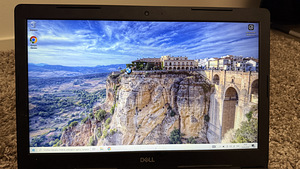 Dell Inspiron 3583 (5 фото из 9)