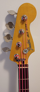 Бас-гитара Fender, джаз бас (2 фото из 6)