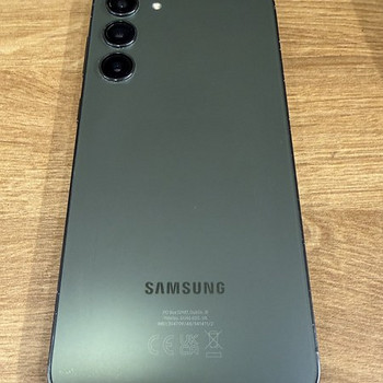Samsung Galaxy S23+ 256Gb Зеленый В хорошем состоянии