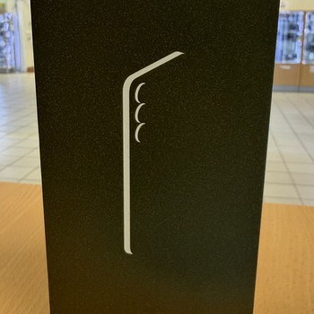 Samsung Galaxy S25 FE 256Gb Black новый