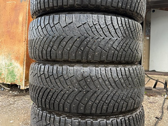 265/60/18 Michelin naastrehvid 8mm dot2025
