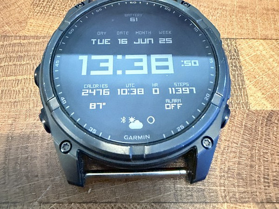 Garmin fenix 8 51mm Solar Sapphire Carbon Gray DLC Ti with