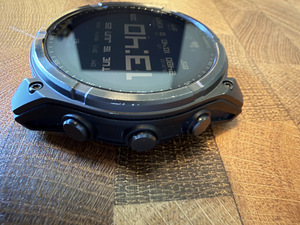 Garmin fenix 8 51mm Solar Sapphire Carbon Gray DLC Ti с (4 фото из 6)