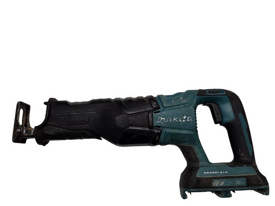 Tigersaag Makita DJR360 (ilma aku)