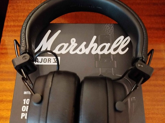 Marshall Major V наушники