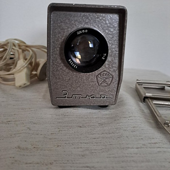 Diaprojektor "Etüüd" FED