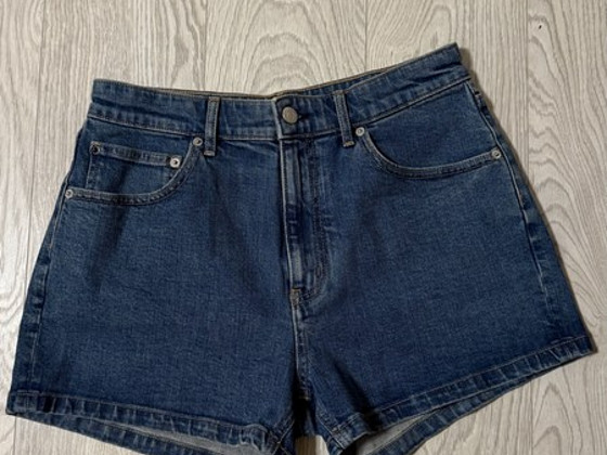 Calvin Klein №28 lühikesed püksid
