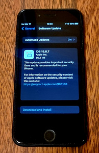 iPhone 7 32GB (1 foto / 4)