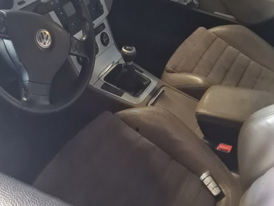 Volkswagen Passat sedan 2006