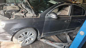 Volkswagen Passat sedan 2006 (2 foto / 2)