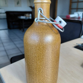 Глиняные бутылки
