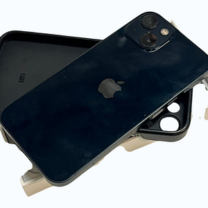 Mobiltelefon Apple iPhone 13 128GB (4 foto / 5)