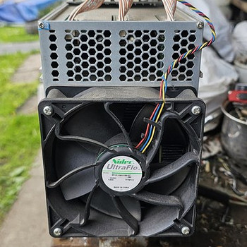 Antminer D3
