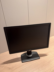 Dell 24” U2412M (1 фото из 2)