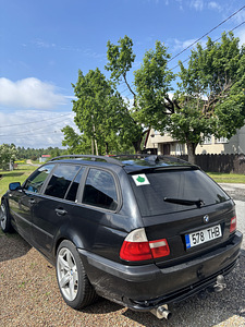 BMW 318i 2.0л 2004 (1 фото из 4)