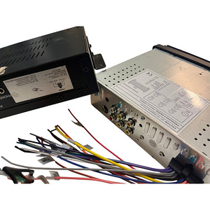 Autoraadio 7” TFT ekraaniga + DVD/USB plokk, komplekt (6 foto / 7)