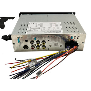 Autoraadio 7” TFT ekraaniga + DVD/USB plokk, komplekt (7 foto / 7)