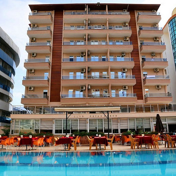 CLUB BAYAR BEACH HOTEL