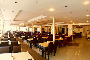 CLUB BAYAR BEACH HOTEL (7 foto / 10)