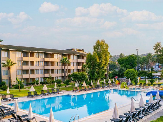 SENZA SUNSET BEACH HOTEL